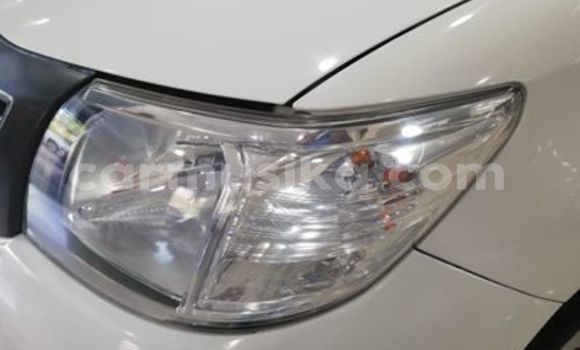 Acheter Occasion Voiture Toyota Hilux Blanc à Beitbridge, Matabeleland South Acheter Occasion Voiture Toyota Hilux Blanc à Beitbridge, Matabeleland South