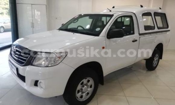 Acheter Occasion Voiture Toyota Hilux Blanc à Beitbridge, Matabeleland South Acheter Occasion Voiture Toyota Hilux Blanc à Beitbridge, Matabeleland South
