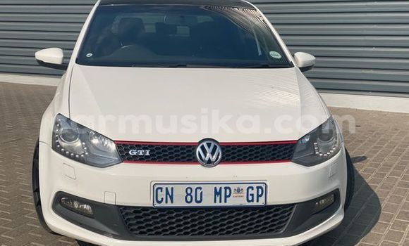 Acheter Occasion Voiture Volkswagen Polo GTI Blanc à Beitbridge, Matabeleland South Acheter Occasion Voiture Volkswagen Polo GTI Blanc à Beitbridge, Matabeleland South