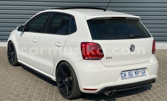 Acheter Occasion Voiture Volkswagen Polo GTI Blanc à Beitbridge, Matabeleland South Acheter Occasion Voiture Volkswagen Polo GTI Blanc à Beitbridge, Matabeleland South