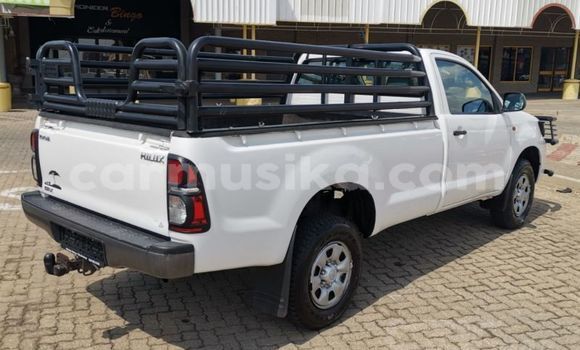 Acheter Occasion Voiture Toyota Hilux Blanc à Beitbridge, Matabeleland South Acheter Occasion Voiture Toyota Hilux Blanc à Beitbridge, Matabeleland South