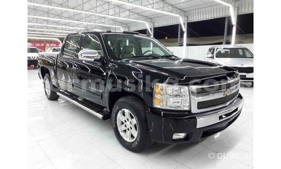 Nunua Imported Chevrolet Silverado Nyeusi Gari ndani ya Import - Dubai nchini Harare Nunua Imported Chevrolet Silverado Nyeusi Gari ndani ya Import - Dubai nchini Harare