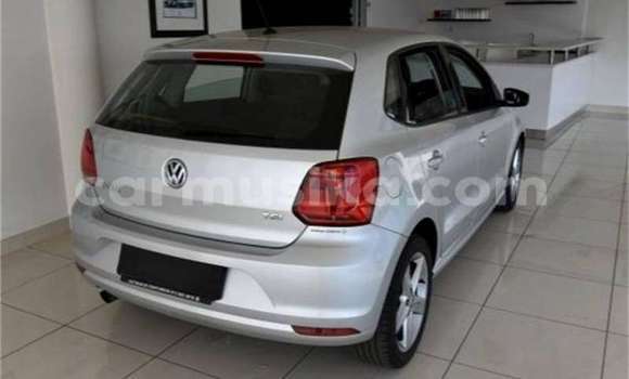 Acheter Occasion Voiture Volkswagen Polo Gris à Beitbridge, Matabeleland South Acheter Occasion Voiture Volkswagen Polo Gris à Beitbridge, Matabeleland South
