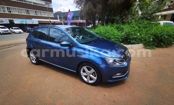 Nunua Ilio tumika Volkswagen Polo Bluu Gari ndani ya Beitbridge nchini Matabeleland Kusini