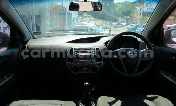 Buy Used Hyundai i20 Silver Car in Beitbridge in Matabeleland South Buy Used Hyundai i20 Silver Car in Beitbridge in Matabeleland South