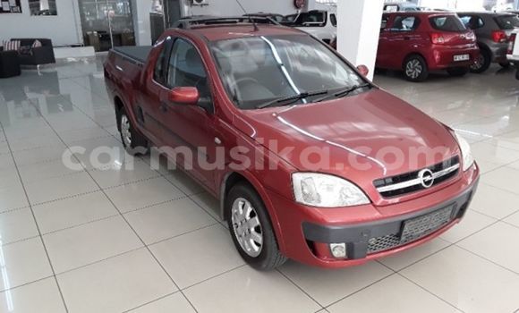 Nunua Ilio tumika Opel Corsa Nyekundu Gari ndani ya Beitbridge nchini Matabeleland Kusini