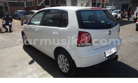 Tenga Tsaru Toyota Comfort Chena Mota in Bindura in Mashonaland yePakati Tenga Tsaru Toyota Comfort Chena Mota in Bindura in Mashonaland yePakati