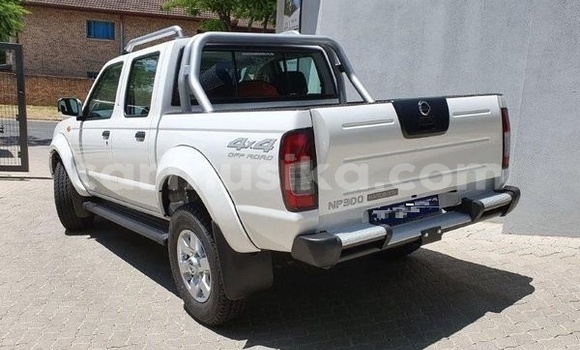 Tenga Tsaru Nissan Hardbody Chena Mota in Beitbridge in Matabeleland South Tenga Tsaru Nissan Hardbody Chena Mota in Beitbridge in Matabeleland South