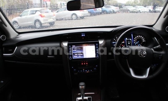 Tenga Tsaru Toyota Fortuner Chena Mota in Chinhoyi in Dunhu reMashonaland yeMadokero Tenga Tsaru Toyota Fortuner Chena Mota in Chinhoyi in Dunhu reMashonaland yeMadokero