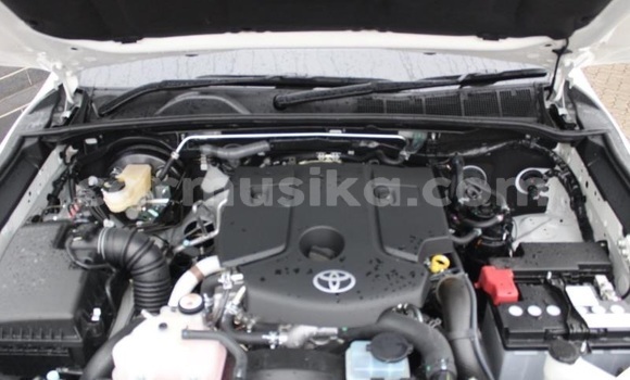 Tenga Tsaru Toyota Fortuner Chena Mota in Chinhoyi in Dunhu reMashonaland yeMadokero Tenga Tsaru Toyota Fortuner Chena Mota in Chinhoyi in Dunhu reMashonaland yeMadokero