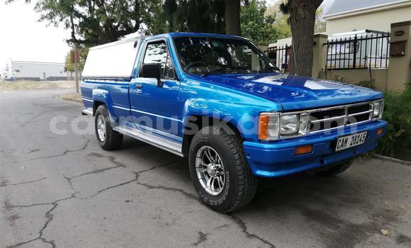Acheter Occasion Voiture Toyota Hilux Bleu à Beitbridge, Matabeleland South Acheter Occasion Voiture Toyota Hilux Bleu à Beitbridge, Matabeleland South
