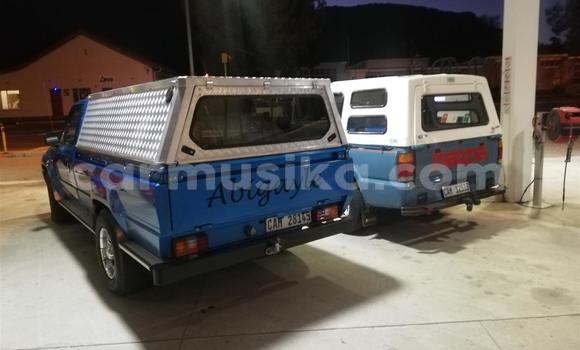Acheter Occasion Voiture Toyota Hilux Bleu à Beitbridge, Matabeleland South Acheter Occasion Voiture Toyota Hilux Bleu à Beitbridge, Matabeleland South