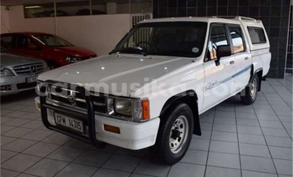 Acheter Occasion Voiture Toyota Hilux Blanc à Beitbridge, Matabeleland South Acheter Occasion Voiture Toyota Hilux Blanc à Beitbridge, Matabeleland South