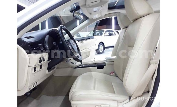 Nunua Imported Lexus ES Nyeupe Gari ndani ya Import - Dubai nchini Harare Nunua Imported Lexus ES Nyeupe Gari ndani ya Import - Dubai nchini Harare