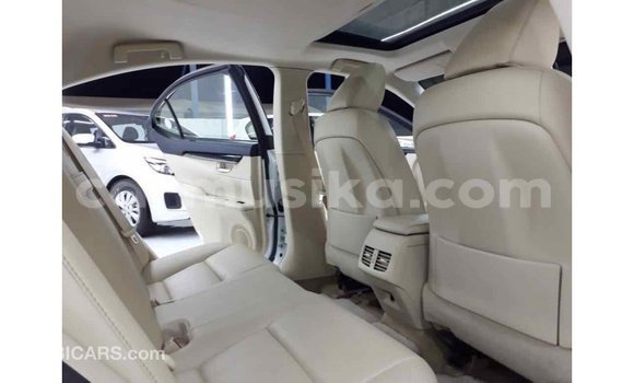 Nunua Imported Lexus ES Nyeupe Gari ndani ya Import - Dubai nchini Harare Nunua Imported Lexus ES Nyeupe Gari ndani ya Import - Dubai nchini Harare