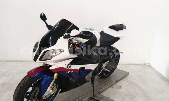 Tenga Tsaru BMW K 1200 Chena Bike in Beitbridge in Matabeleland South Tenga Tsaru BMW K 1200 Chena Bike in Beitbridge in Matabeleland South