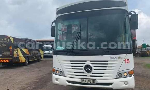 Acheter Occasion Voiture Mercedes‒Benz 300–Series Blanc à Beitbridge, Matabeleland South Acheter Occasion Voiture Mercedes‒Benz 300–Series Blanc à Beitbridge, Matabeleland South