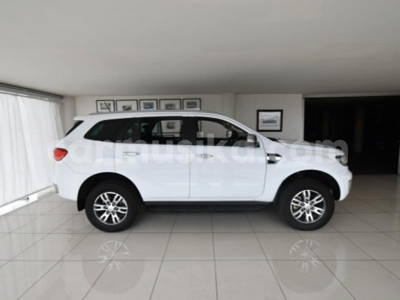 Big with watermark ford everest matabeleland south beitbridge 17318