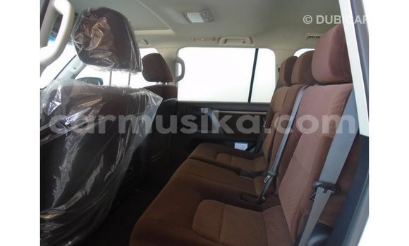 Tenga Imported Toyota Land Cruiser Zvimwe Mota in Import - Dubai in Harare Tenga Imported Toyota Land Cruiser Zvimwe Mota in Import - Dubai in Harare