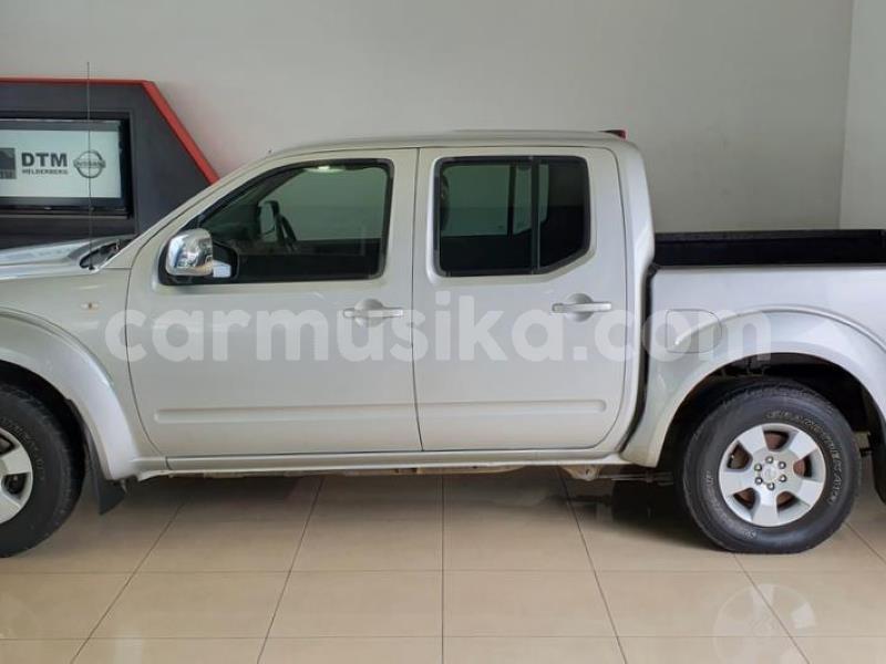 Big with watermark nissan navara matabeleland south beitbridge 17320