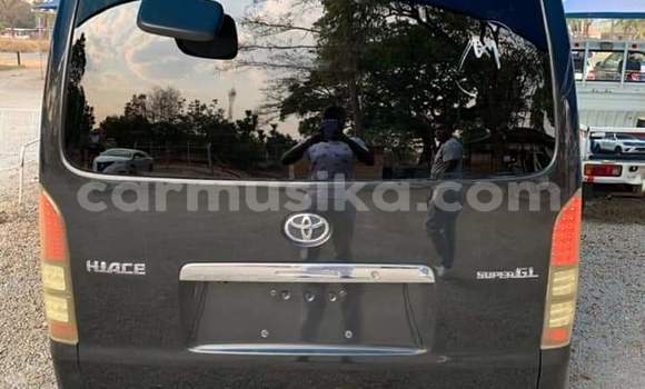 Tenga Tsaru Toyota Hiace Nhema Mota in Beitbridge in Matabeleland South Tenga Tsaru Toyota Hiace Nhema Mota in Beitbridge in Matabeleland South