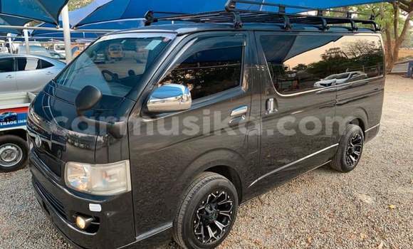 Tenga Tsaru Toyota Hiace Nhema Mota in Beitbridge in Matabeleland South Tenga Tsaru Toyota Hiace Nhema Mota in Beitbridge in Matabeleland South