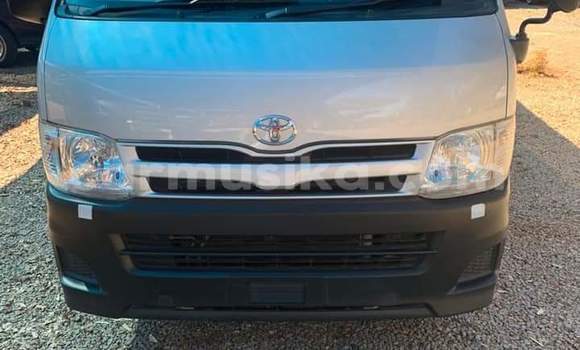 Acheter Occasion Voiture Toyota Hiace Gris à Beitbridge, Matabeleland South Acheter Occasion Voiture Toyota Hiace Gris à Beitbridge, Matabeleland South