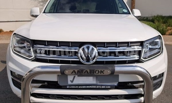 Buy Used Volkswagen Amarok White Car in Beitbridge in Matabeleland South Buy Used Volkswagen Amarok White Car in Beitbridge in Matabeleland South