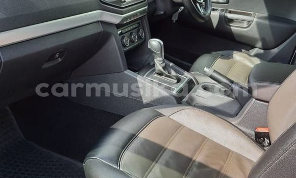 Buy Used Volkswagen Amarok White Car in Beitbridge in Matabeleland South Buy Used Volkswagen Amarok White Car in Beitbridge in Matabeleland South