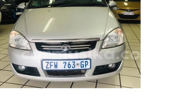 Nunua Ilio tumika TATA Indica Fedha Gari ndani ya Chegutu nchini Mashonaland West