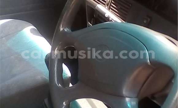 Nunua Ilio tumika Toyota Tacoma Bluu Gari ndani ya Beitbridge nchini Matabeleland Kusini Nunua Ilio tumika Toyota Tacoma Bluu Gari ndani ya Beitbridge nchini Matabeleland Kusini