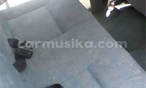 Nunua Ilio tumika Toyota Tacoma Bluu Gari ndani ya Beitbridge nchini Matabeleland Kusini Nunua Ilio tumika Toyota Tacoma Bluu Gari ndani ya Beitbridge nchini Matabeleland Kusini