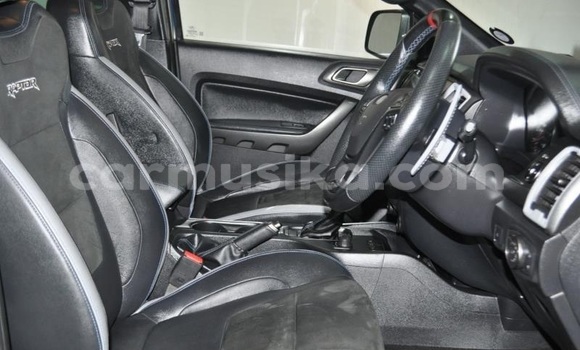 Tenga Tsaru Ford Ranger Bhuruu Mota in Bindura in Mashonaland yePakati Tenga Tsaru Ford Ranger Bhuruu Mota in Bindura in Mashonaland yePakati