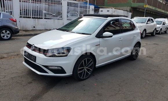 Buy Used Volkswagen Polo GTI White Car in Beitbridge in Matabeleland South Buy Used Volkswagen Polo GTI White Car in Beitbridge in Matabeleland South