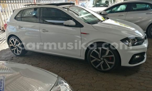 Nunua Ilio tumika Volkswagen Polo GTI Nyeupe Gari ndani ya Beitbridge nchini Matabeleland Kusini