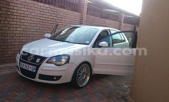 Buy Used Volkswagen Polo White Car in Beitbridge in Matabeleland South Buy Used Volkswagen Polo White Car in Beitbridge in Matabeleland South