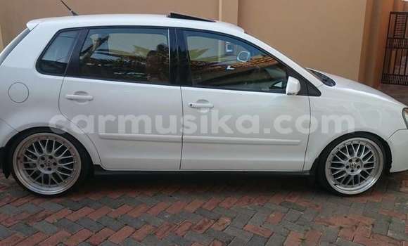 Buy Used Volkswagen Polo White Car in Beitbridge in Matabeleland South Buy Used Volkswagen Polo White Car in Beitbridge in Matabeleland South