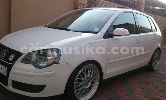 Buy Used Volkswagen Polo White Car in Beitbridge in Matabeleland South Buy Used Volkswagen Polo White Car in Beitbridge in Matabeleland South