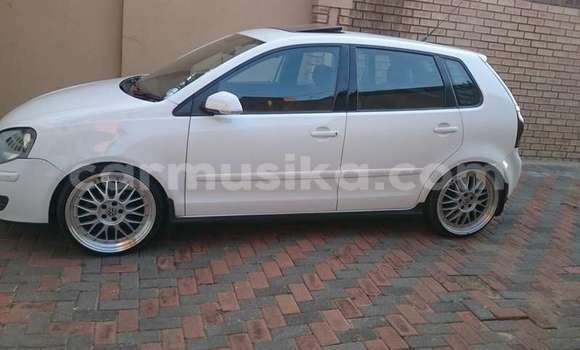 Buy Used Volkswagen Polo White Car in Beitbridge in Matabeleland South Buy Used Volkswagen Polo White Car in Beitbridge in Matabeleland South
