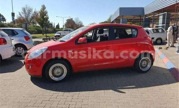 Nunua Ilio tumika Hyundai i20 Nyekundu Gari ndani ya Beitbridge nchini Matabeleland Kusini Nunua Ilio tumika Hyundai i20 Nyekundu Gari ndani ya Beitbridge nchini Matabeleland Kusini