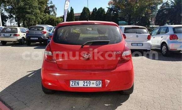 Nunua Ilio tumika Hyundai i20 Nyekundu Gari ndani ya Beitbridge nchini Matabeleland Kusini Nunua Ilio tumika Hyundai i20 Nyekundu Gari ndani ya Beitbridge nchini Matabeleland Kusini