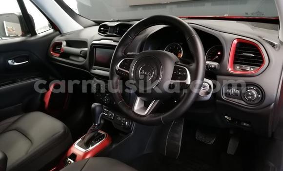 Acheter Occasion Voiture Jeep Renegade Rouge à Beitbridge, Matabeleland South Acheter Occasion Voiture Jeep Renegade Rouge à Beitbridge, Matabeleland South