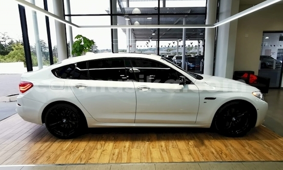 Tenga Tsaru BMW 5–Series Chena Mota in Beitbridge in Matabeleland South Tenga Tsaru BMW 5–Series Chena Mota in Beitbridge in Matabeleland South