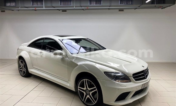 Buy Used Mercedes‒Benz CL-klasse AMG White Car in Beitbridge in Matabeleland South