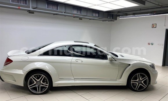 Nunua Ilio tumika Mercedes‒Benz CL-klasse AMG Nyeupe Gari ndani ya Beitbridge nchini Matabeleland Kusini Nunua Ilio tumika Mercedes‒Benz CL-klasse AMG Nyeupe Gari ndani ya Beitbridge nchini Matabeleland Kusini