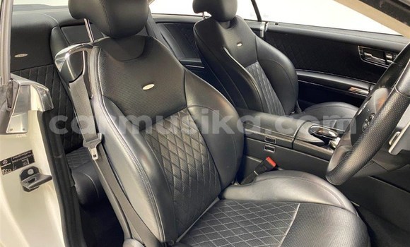 Nunua Ilio tumika Mercedes‒Benz CL-klasse AMG Nyeupe Gari ndani ya Beitbridge nchini Matabeleland Kusini Nunua Ilio tumika Mercedes‒Benz CL-klasse AMG Nyeupe Gari ndani ya Beitbridge nchini Matabeleland Kusini