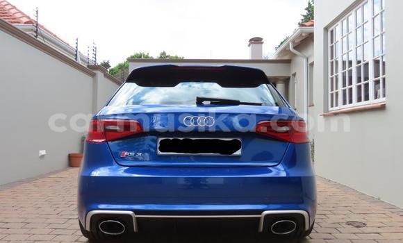 Nunua Ilio tumika Audi RS3 Bluu Gari ndani ya Beitbridge nchini Matabeleland Kusini Nunua Ilio tumika Audi RS3 Bluu Gari ndani ya Beitbridge nchini Matabeleland Kusini