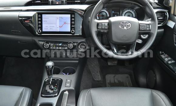 Acheter Occasion Voiture Toyota Hilux Blanc à Beitbridge, Matabeleland South Acheter Occasion Voiture Toyota Hilux Blanc à Beitbridge, Matabeleland South