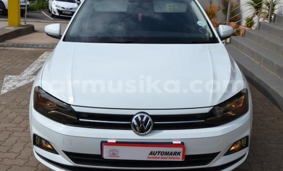 Acheter Occasion Voiture Volkswagen Polo Blanc à Beitbridge, Matabeleland South Acheter Occasion Voiture Volkswagen Polo Blanc à Beitbridge, Matabeleland South