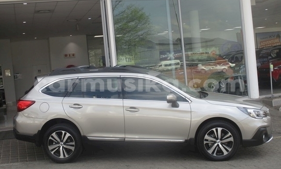 Nunua Ilio tumika Subaru 360 Fedha Gari ndani ya Beitbridge nchini Matabeleland Kusini Nunua Ilio tumika Subaru 360 Fedha Gari ndani ya Beitbridge nchini Matabeleland Kusini